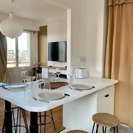 Cosy En Centre-ville Apartment Calais