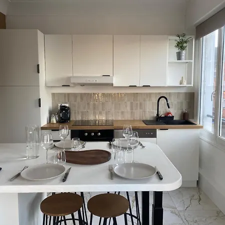 Cosy En Centre-ville Appartement *